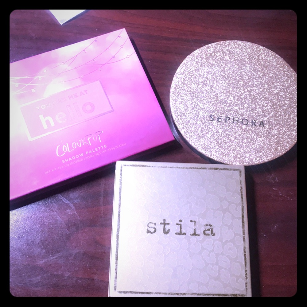Eyeshadow palette bundle